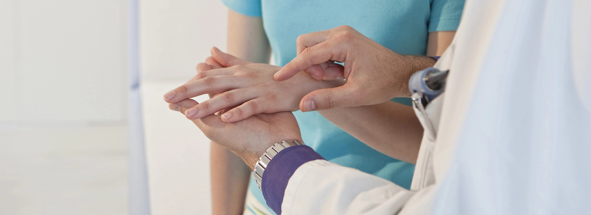 Doctora Adriana Vanegas Reumatóloga