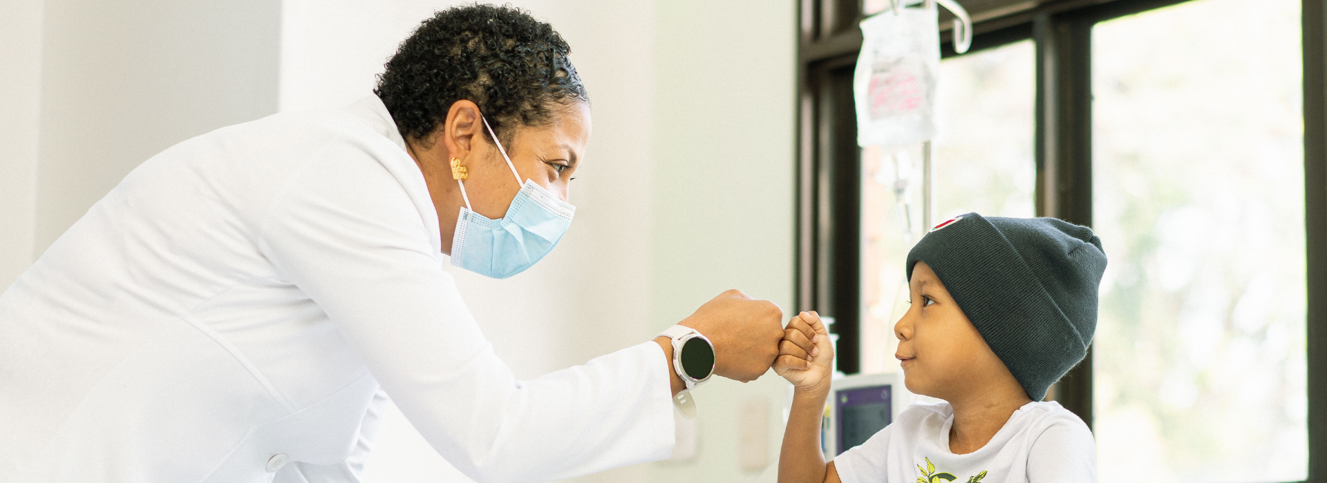 Tres oros y una plata consolidan al Hospital San Vicente Fundación Medellín como referente en los premios ‘Experiencias que Transforman Vidas’